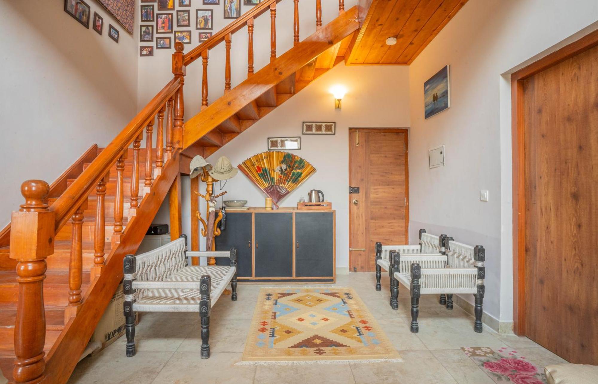 Hostie Sahasrara-3Bhk Chalets, Majkhali, Ranikhet Exterior photo